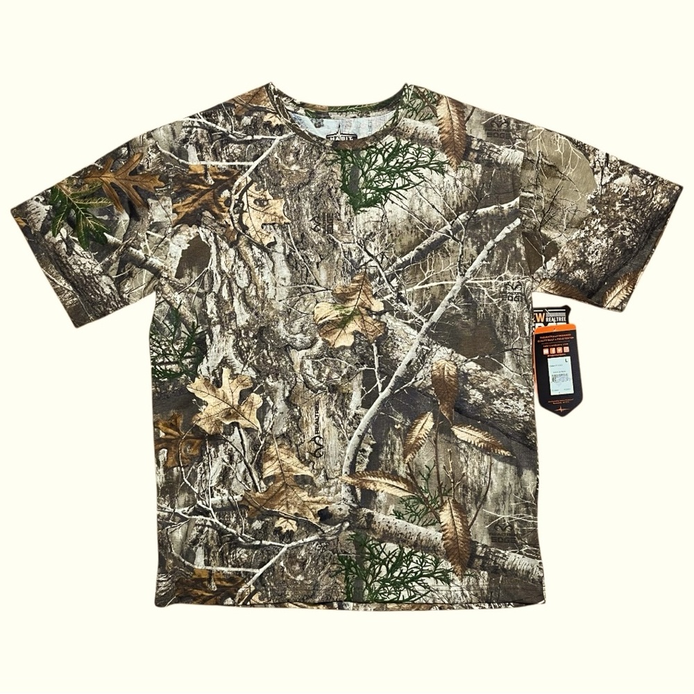 Habit Real Tree Edge The Bear Cave Camo Short Sleeve Crew Neck Tee NWT Sz L